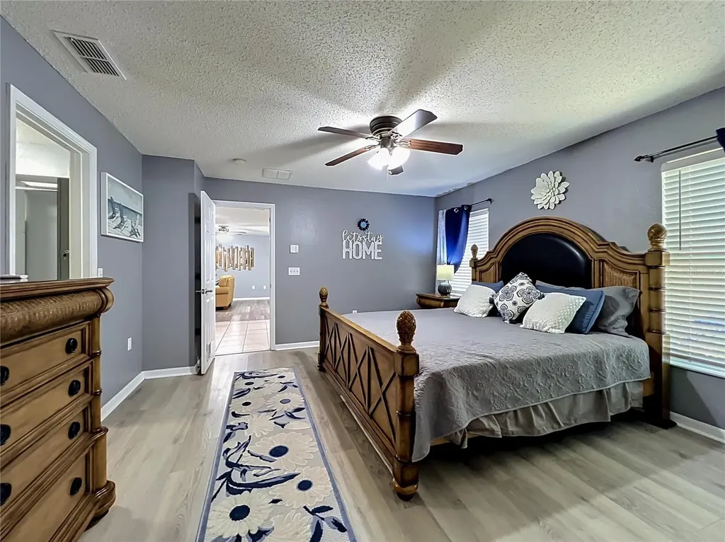 8307 Lainie Lane Orlando FL 32818