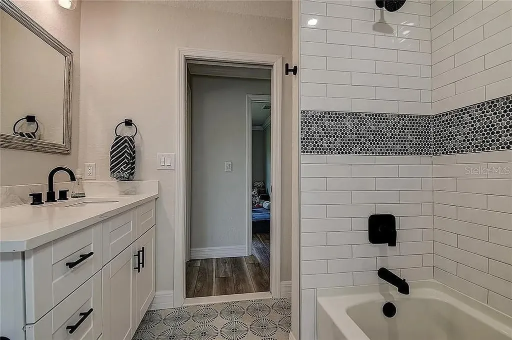 4723 Thomas Hoby Place Sarasota FL 34241