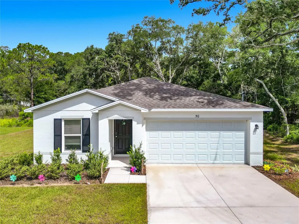 50 Bay Road Ocklawaha FL 32179