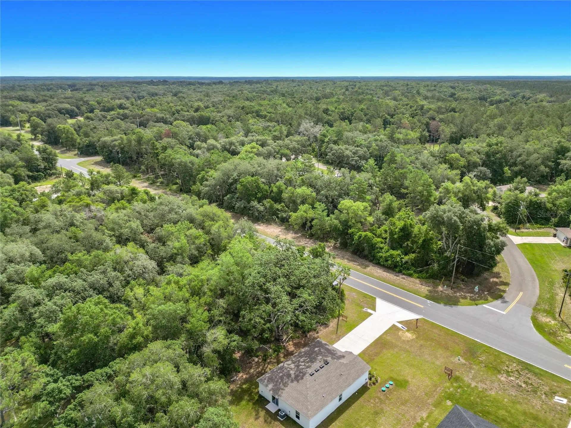 50 Bay Road Ocklawaha FL 32179