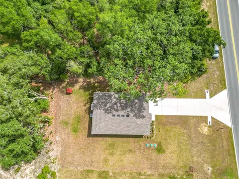 50 Bay Road Ocklawaha FL 32179