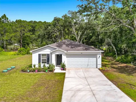 50 Bay Road Ocklawaha FL 32179