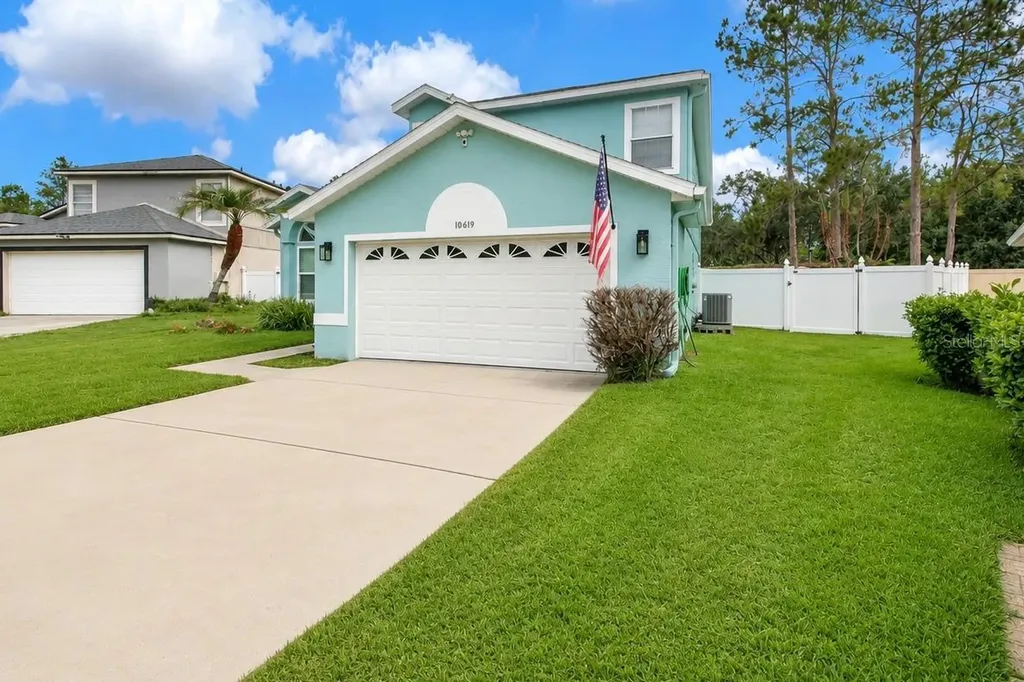 10619 Mossy Creek Court Orlando FL 32825