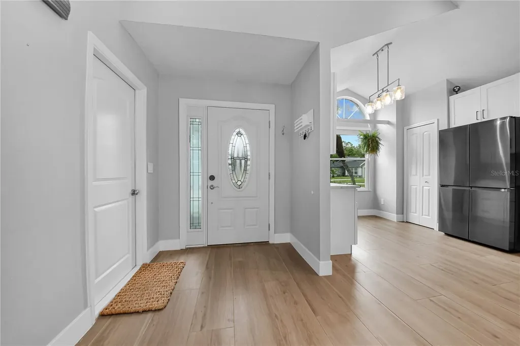 10619 Mossy Creek Court Orlando FL 32825