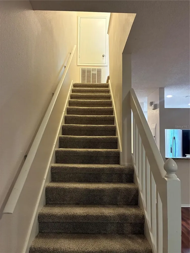8648 Hunters Key Circle Tampa FL 33647
