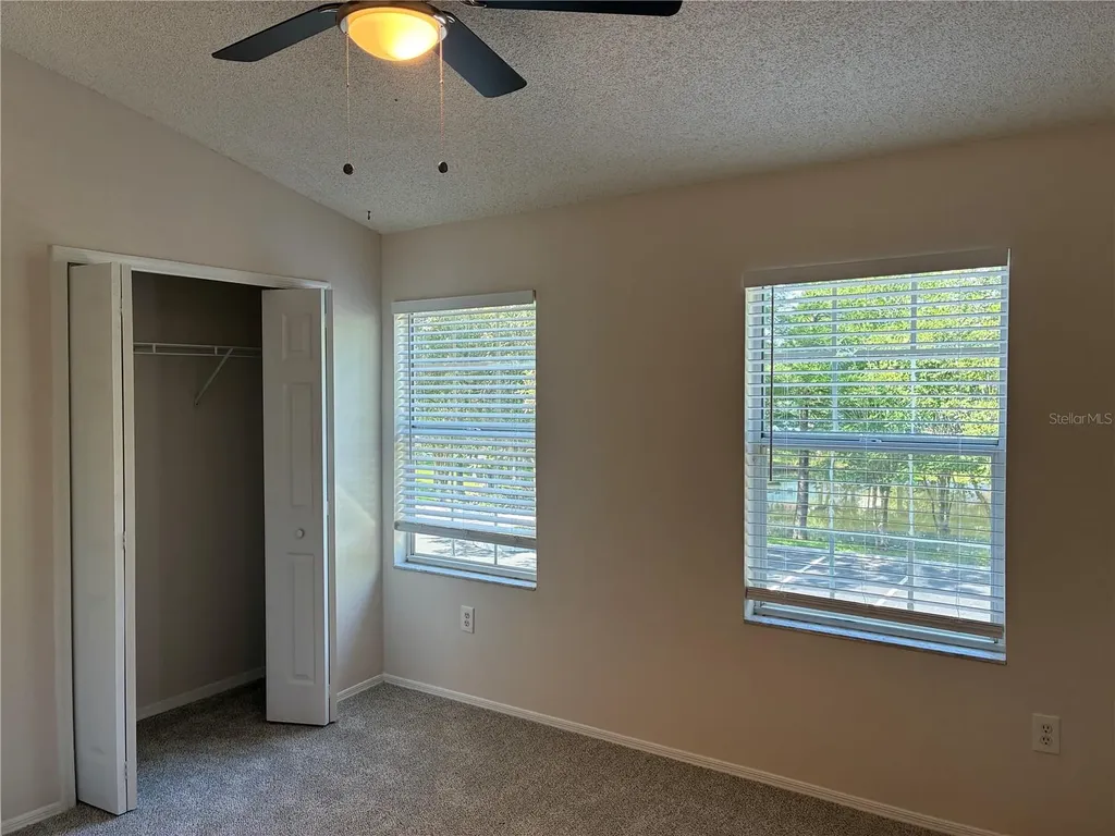 8648 Hunters Key Circle Tampa FL 33647