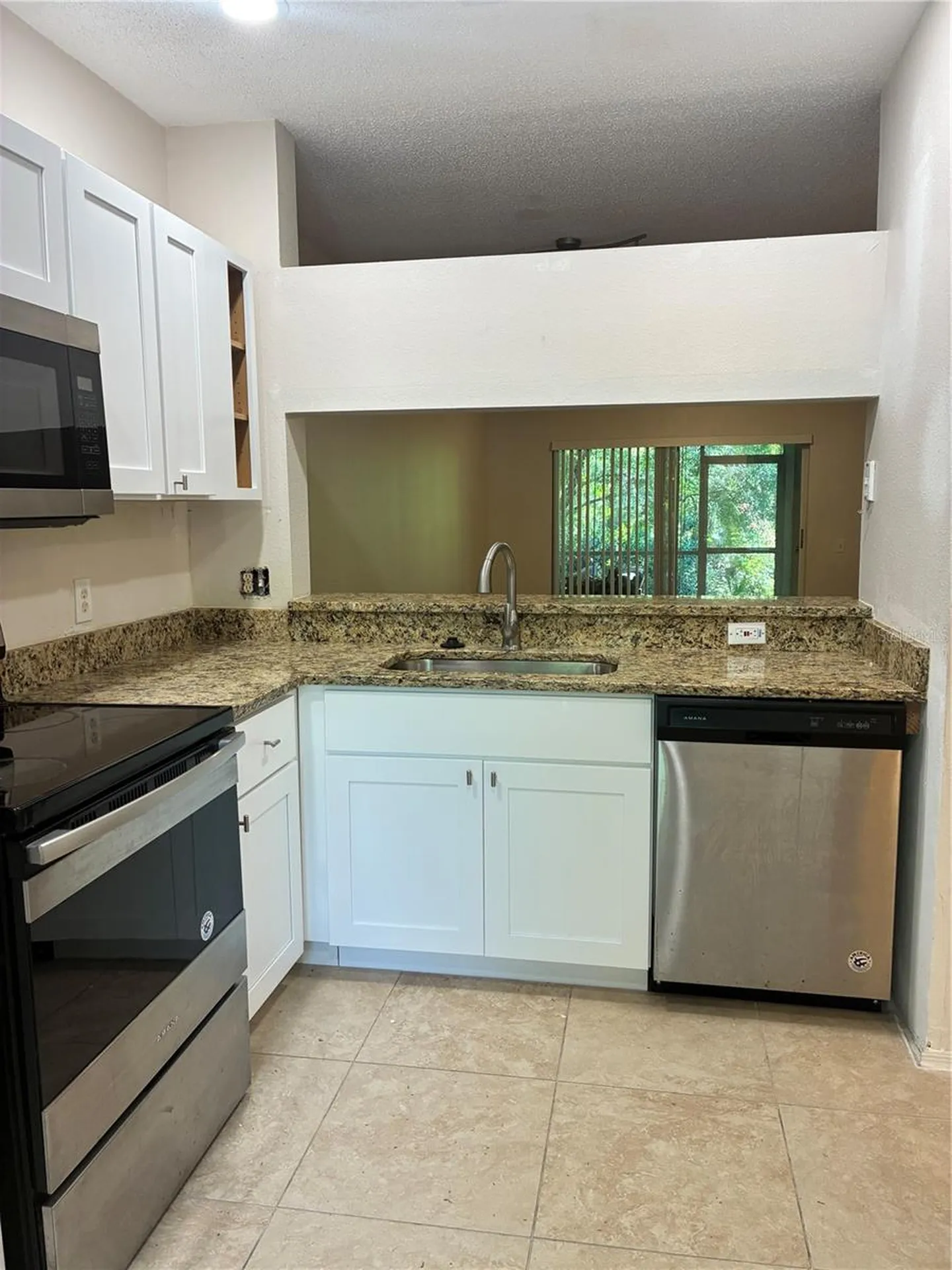 8648 Hunters Key Circle Tampa FL 33647