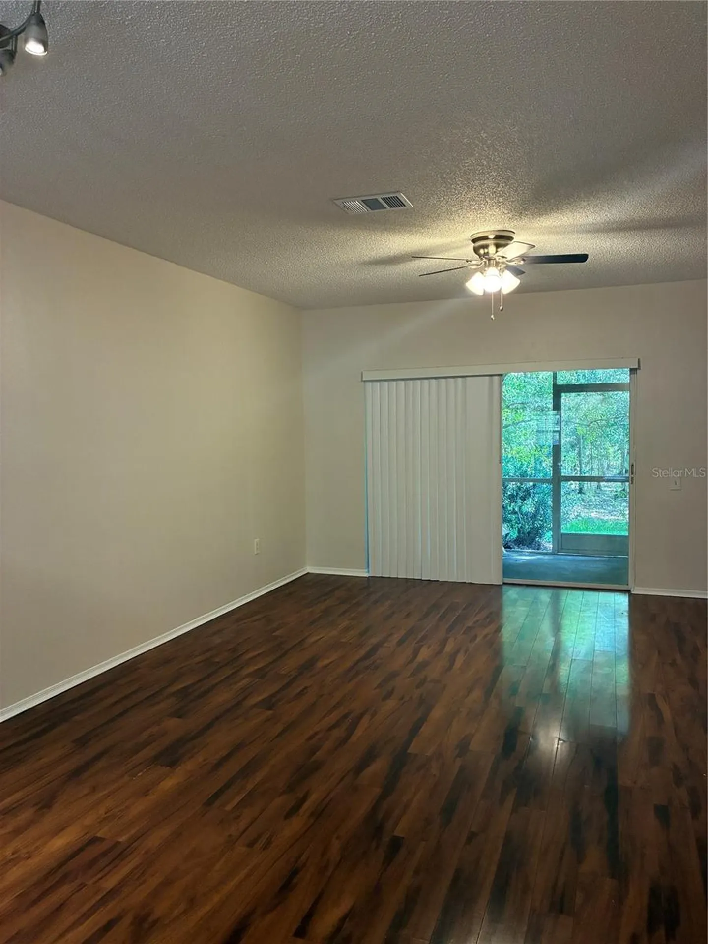 8648 Hunters Key Circle Tampa FL 33647