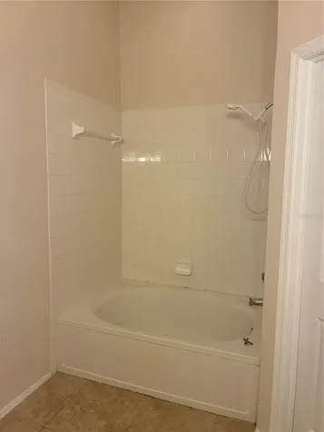 8648 Hunters Key Circle Tampa FL 33647