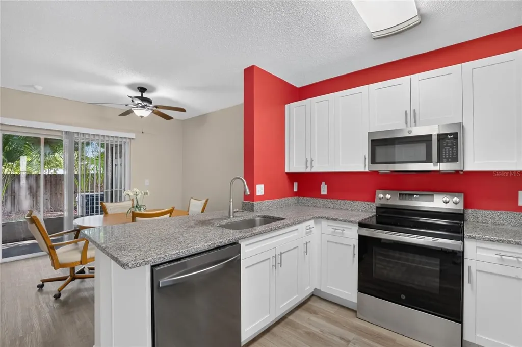 6269 Osprey Lake Circle Riverview FL 33578