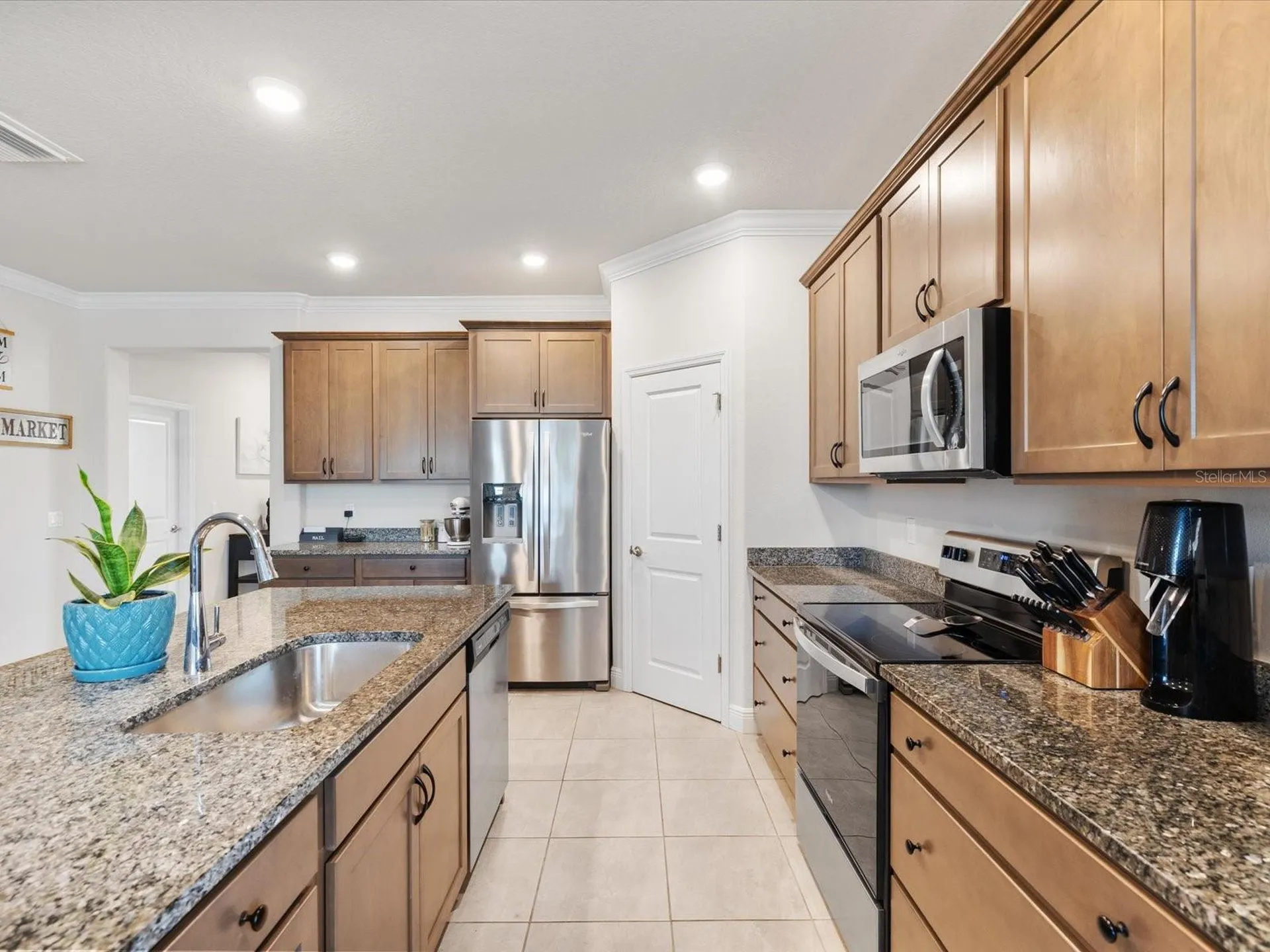 9401 Highland Hills Drive Hudson FL 34667