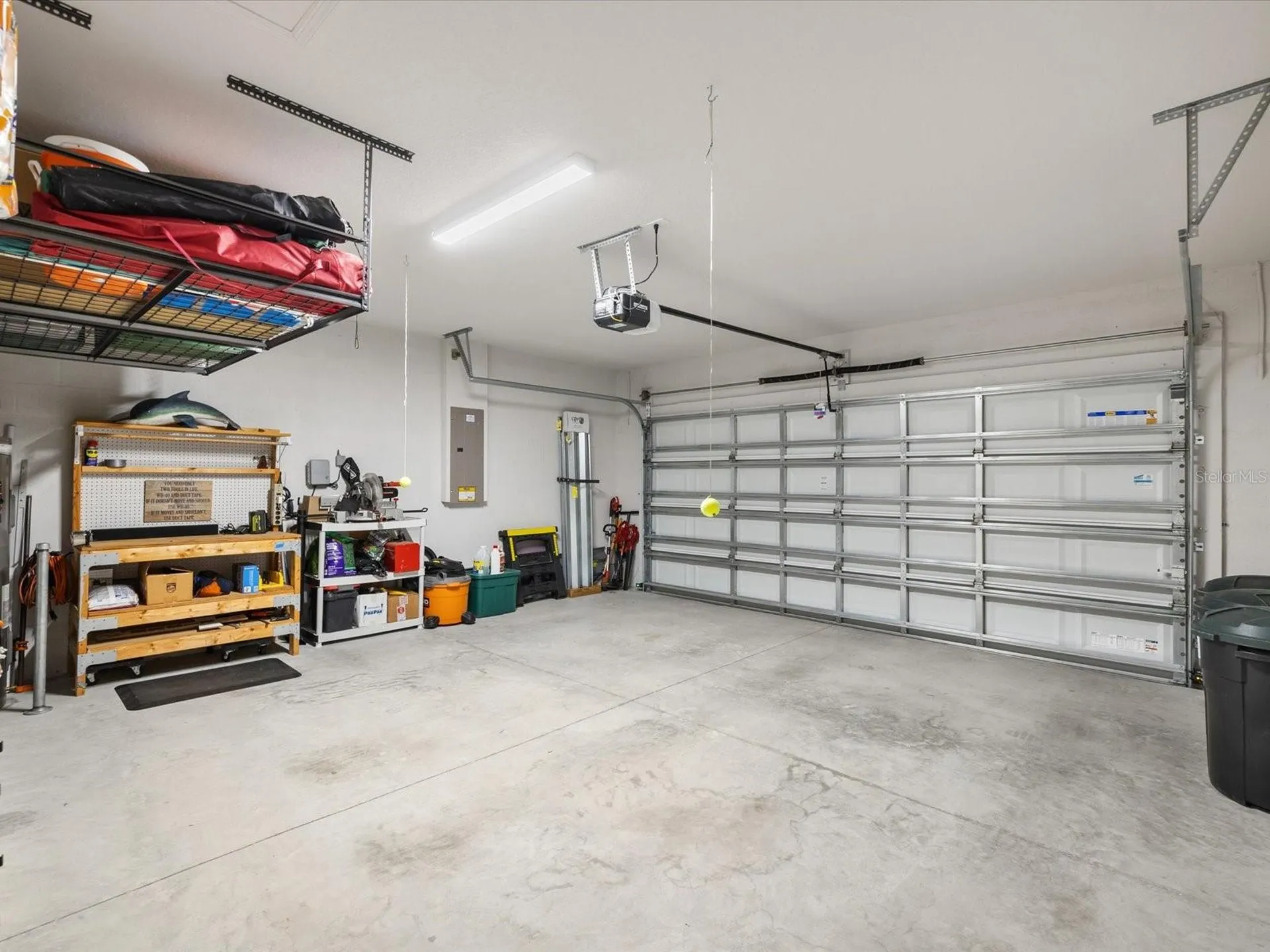 9401 Highland Hills Drive Hudson FL 34667