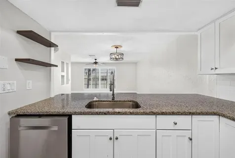 606 S Glen Avenue Tampa FL 33609