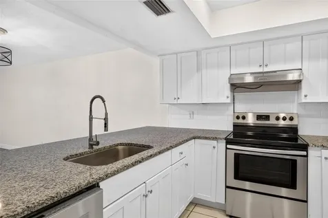 606 S Glen Avenue Tampa FL 33609