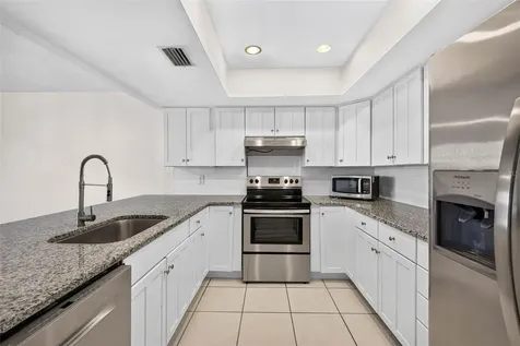 606 S Glen Avenue Tampa FL 33609