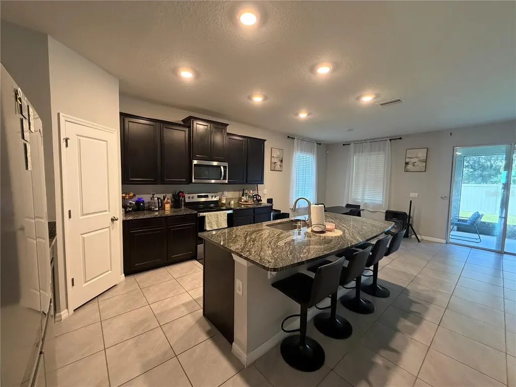 3747 Capri Coast Drive Plant City FL 33565