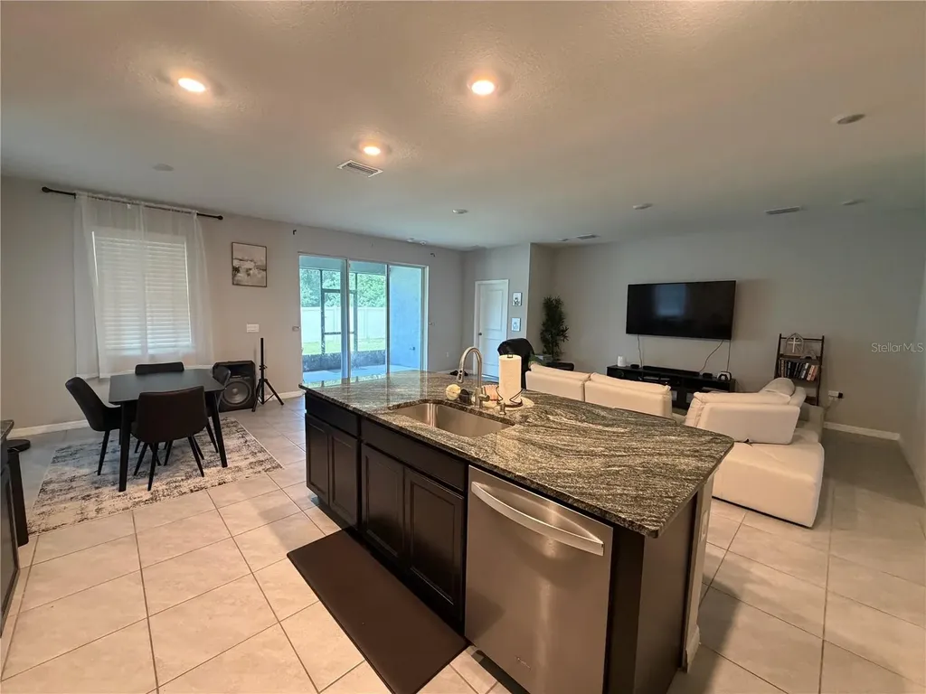3747 Capri Coast Drive Plant City FL 33565