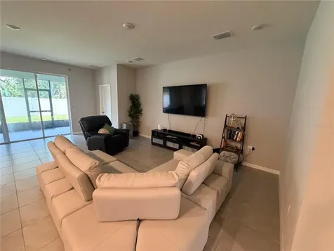 3747 Capri Coast Drive Plant City FL 33565