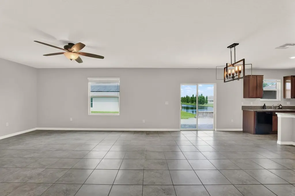 10109 Crested Fringe Drive Riverview FL 33578
