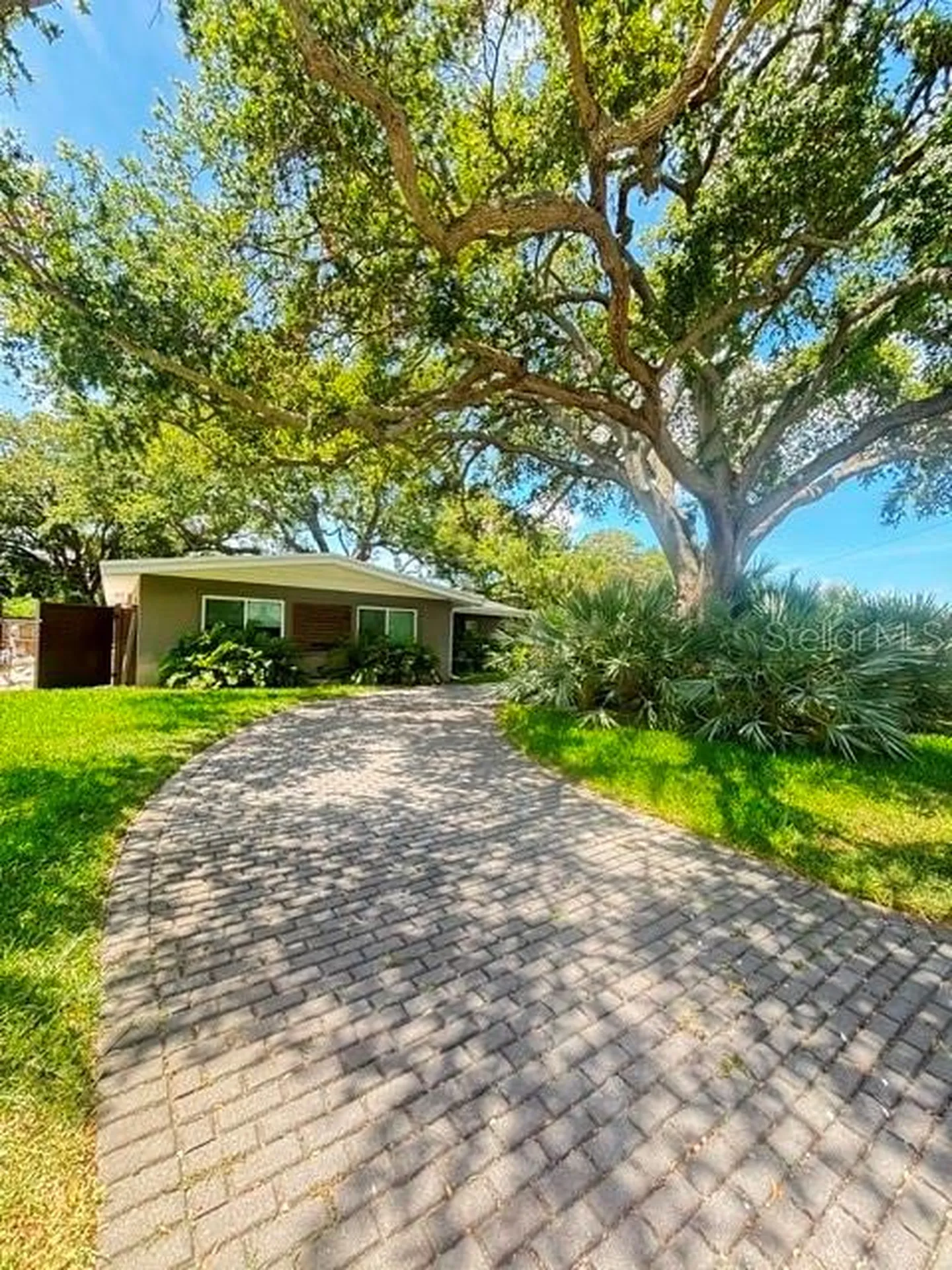 9 Southwind Drive Largo FL 33770