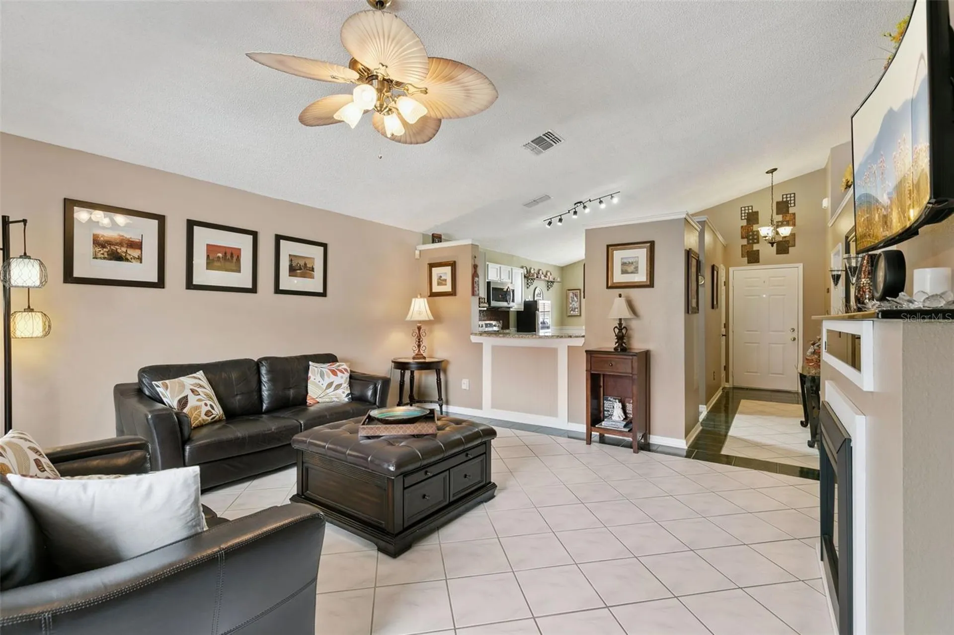 11830 Sindlesham Court Orlando FL 32837
