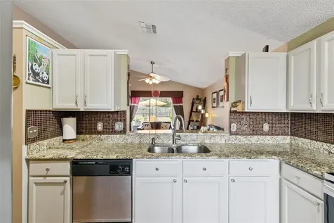 11830 Sindlesham Court Orlando FL 32837