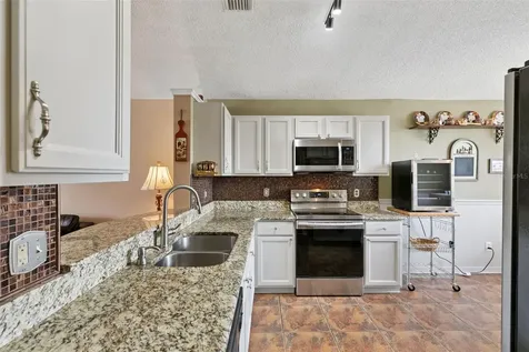 11830 Sindlesham Court Orlando FL 32837