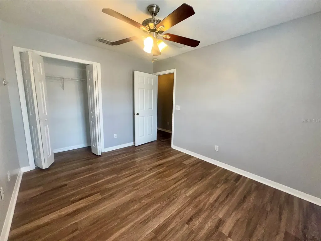 533 Cresting Oak Circle Orlando FL 32824