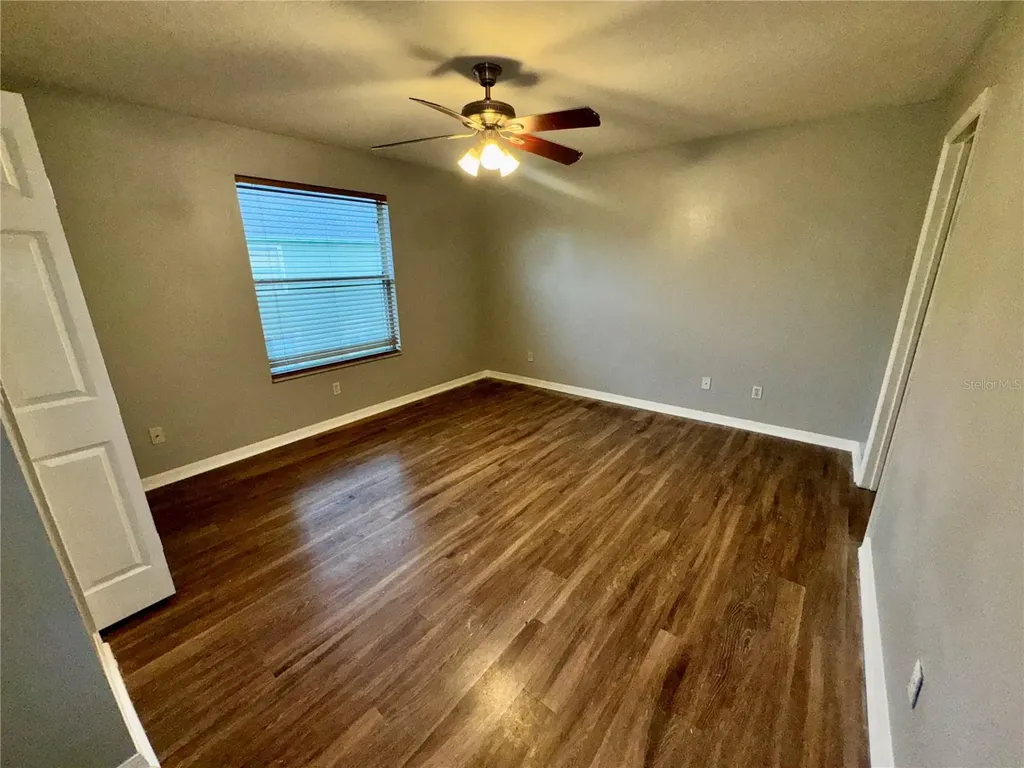 533 Cresting Oak Circle Orlando FL 32824