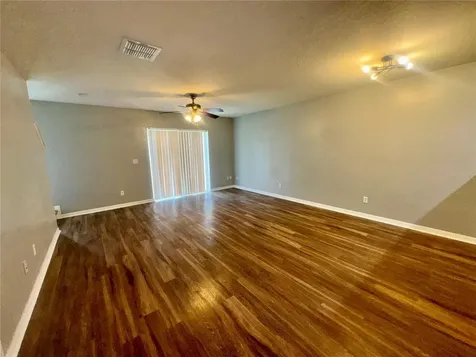 533 Cresting Oak Circle Orlando FL 32824