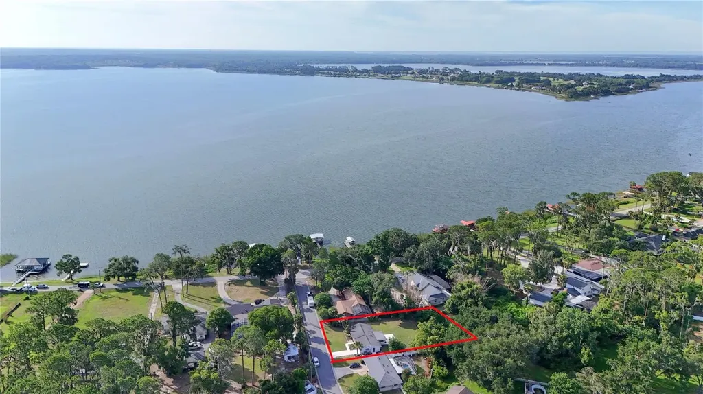 3000 Laurel Drive Mount Dora FL 32757