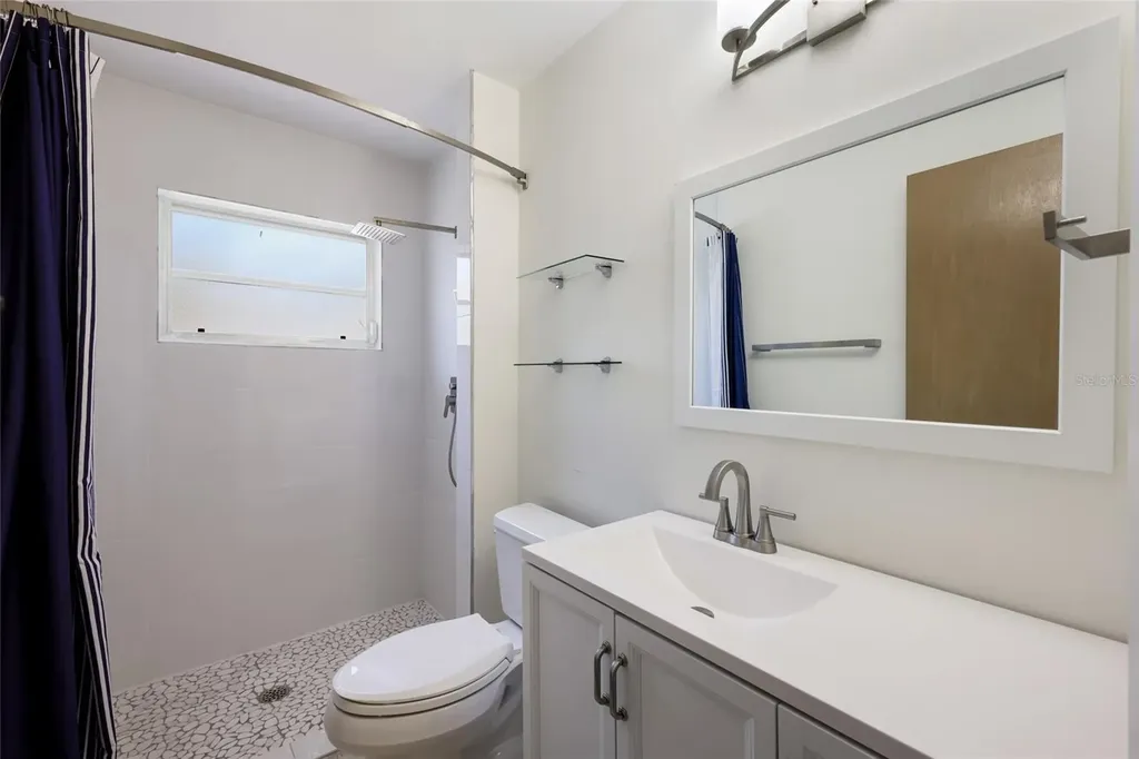 3305 Highland Avenue W Bradenton FL 34205