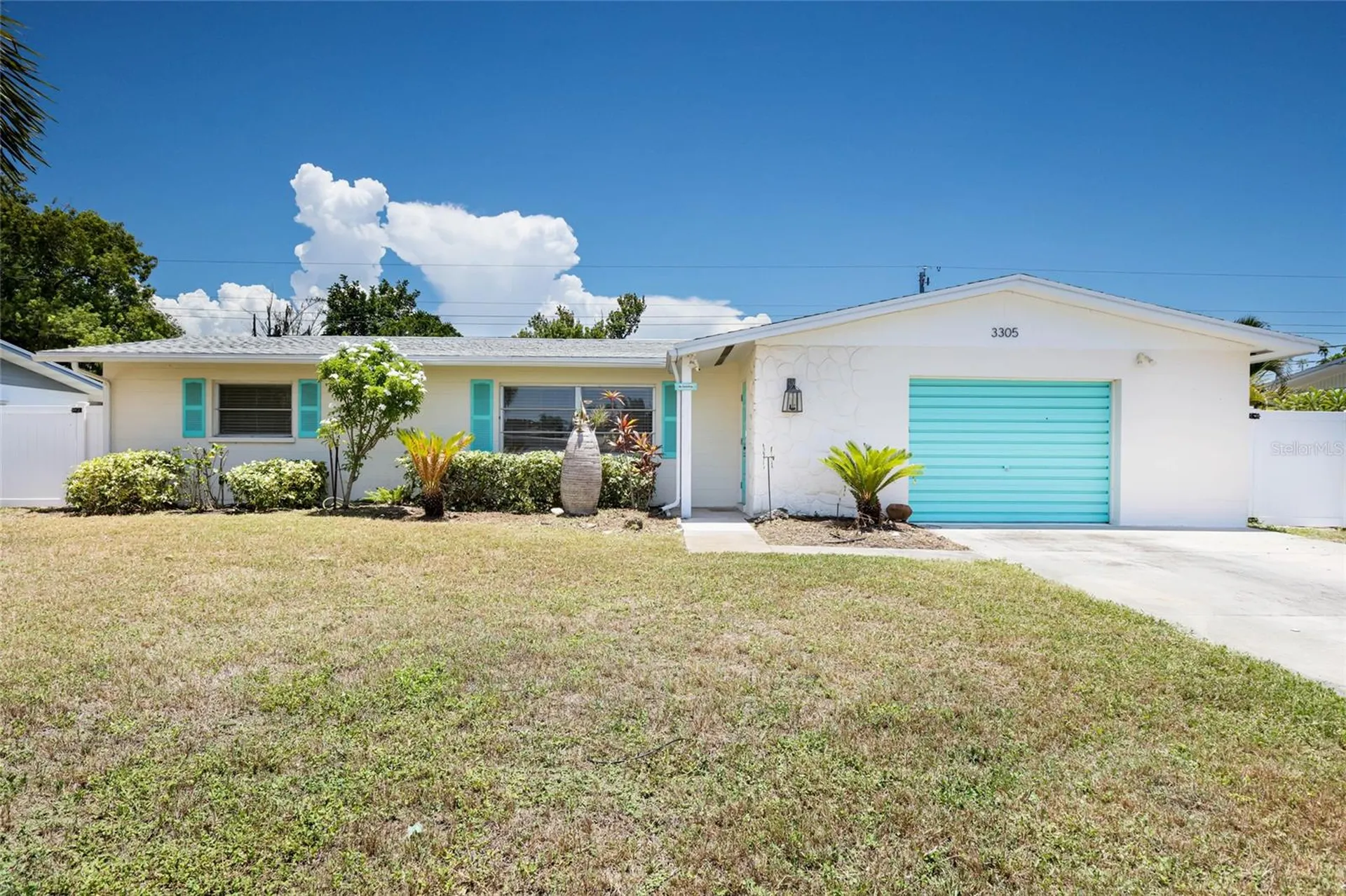 3305 Highland Avenue W Bradenton FL 34205