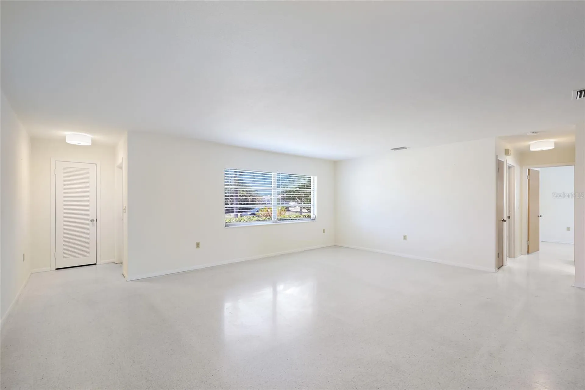 3305 Highland Avenue W Bradenton FL 34205