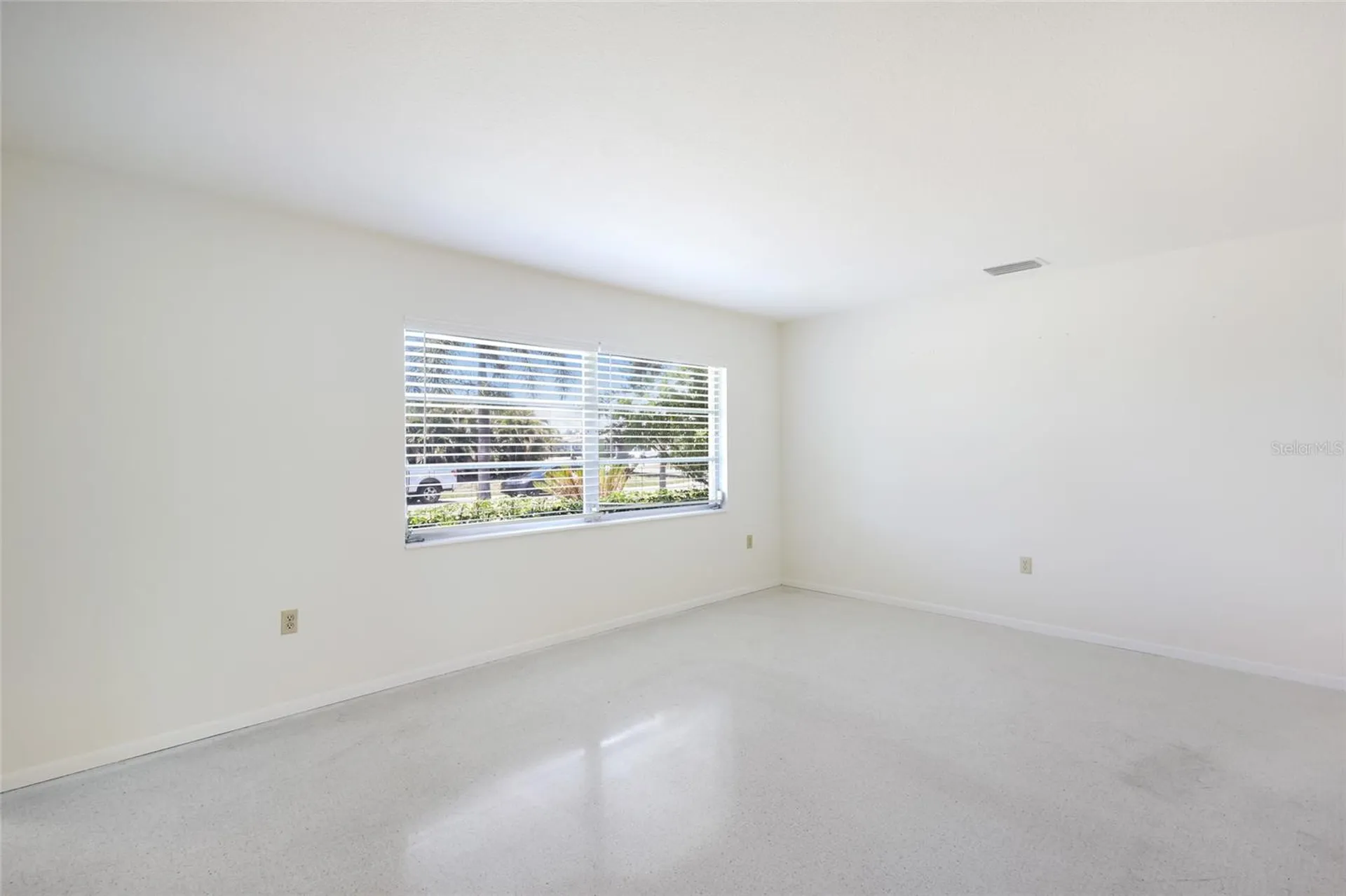 3305 Highland Avenue W Bradenton FL 34205