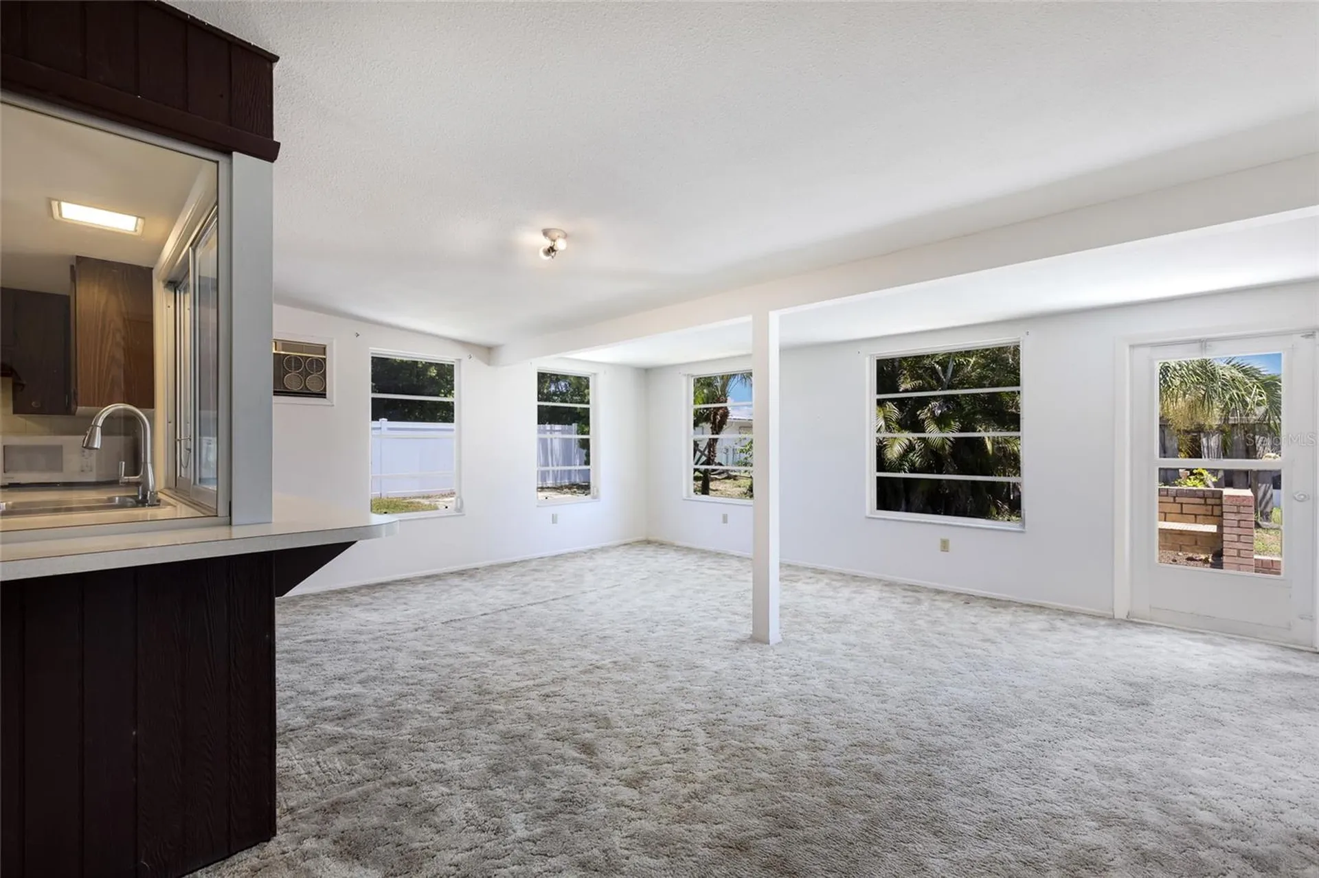 3305 Highland Avenue W Bradenton FL 34205