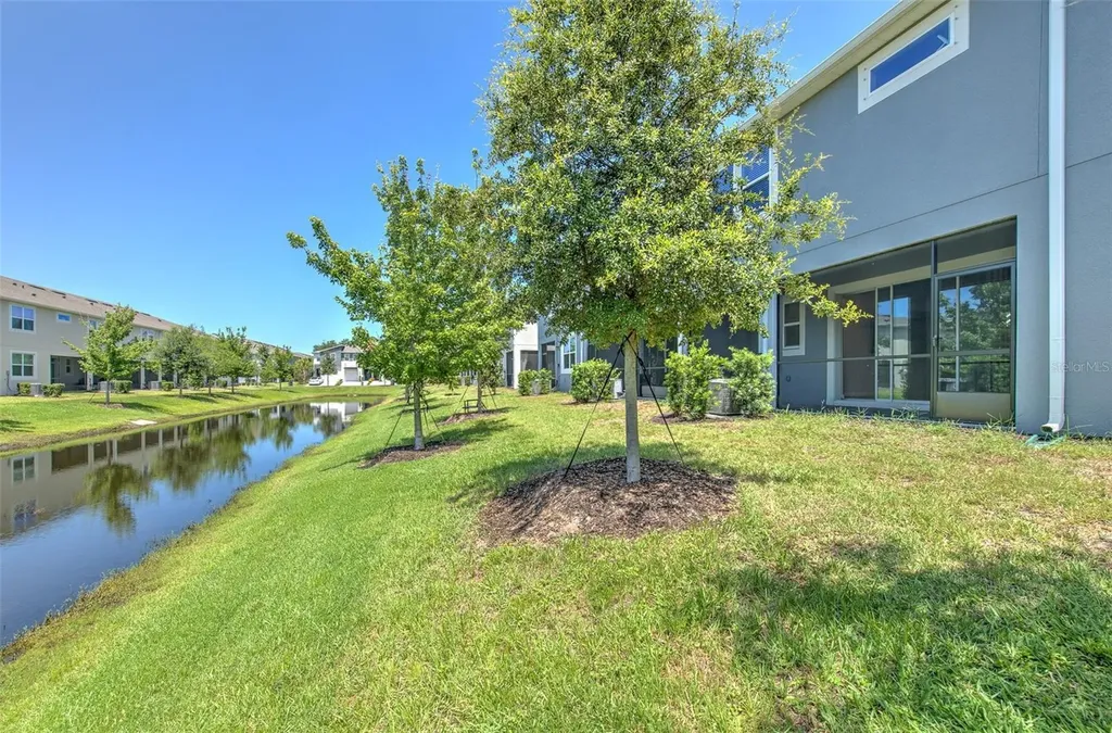1133 Creek Valley Court Brandon FL 33511