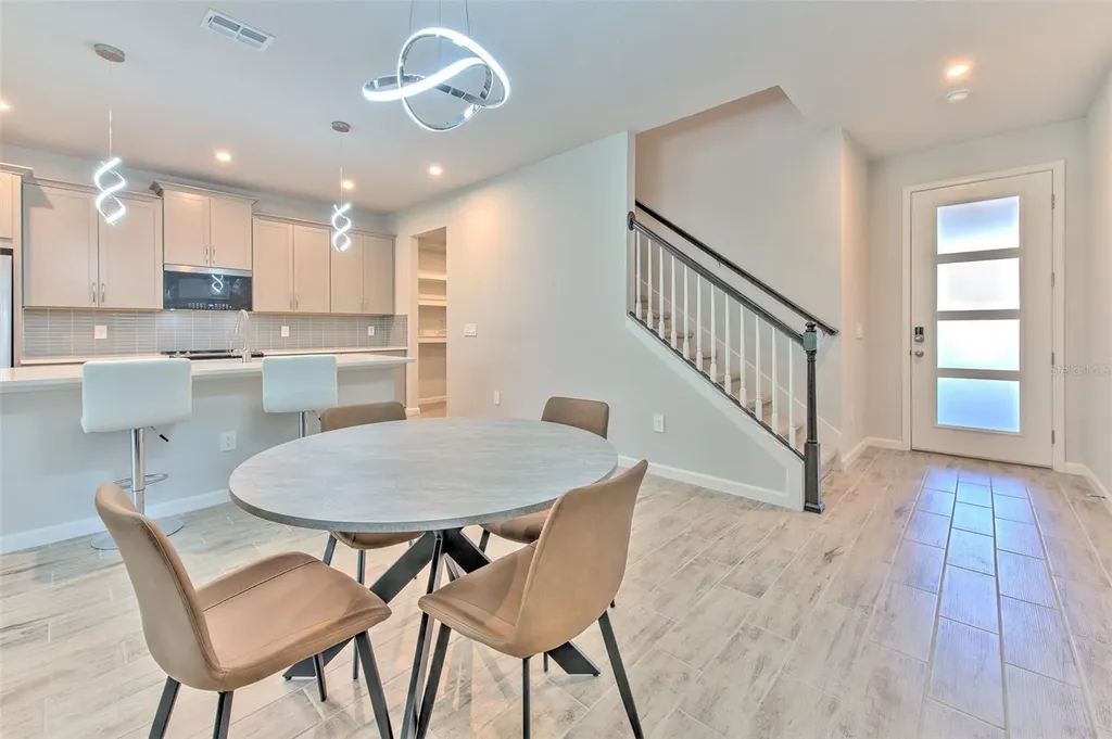 1133 Creek Valley Court Brandon FL 33511