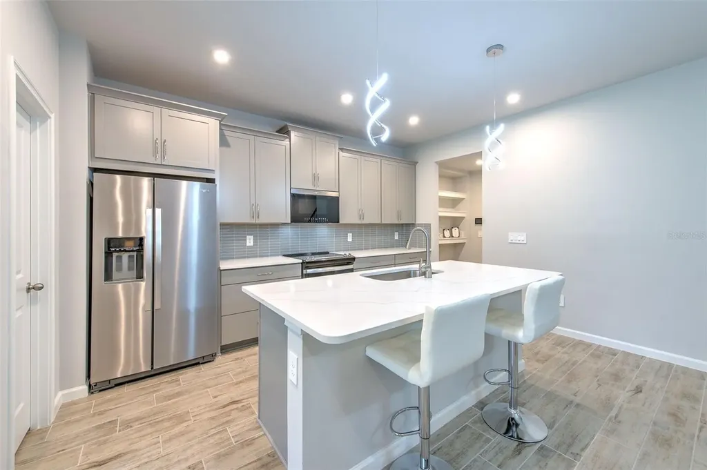1133 Creek Valley Court Brandon FL 33511