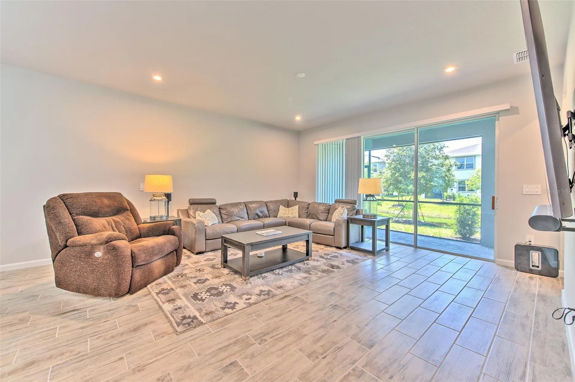 1133 Creek Valley Court Brandon FL 33511