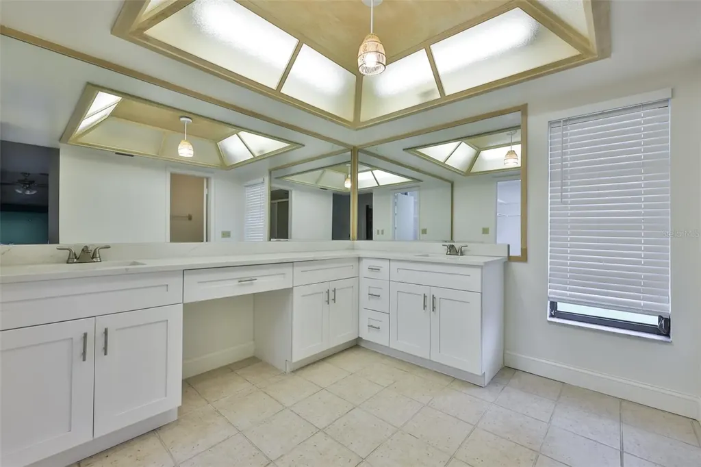 2823 Heron Place Clearwater FL 33762