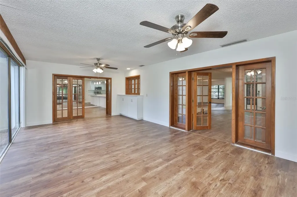 2823 Heron Place Clearwater FL 33762
