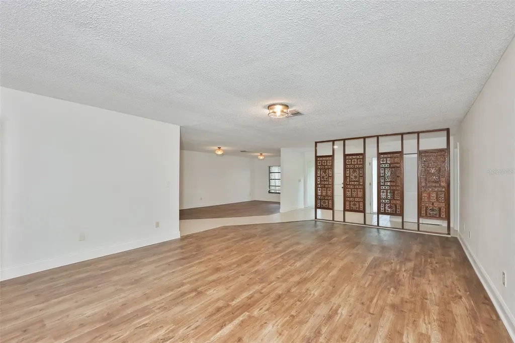 2823 Heron Place Clearwater FL 33762