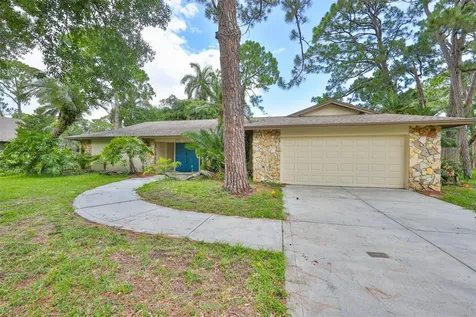 2823 Heron Place Clearwater FL 33762