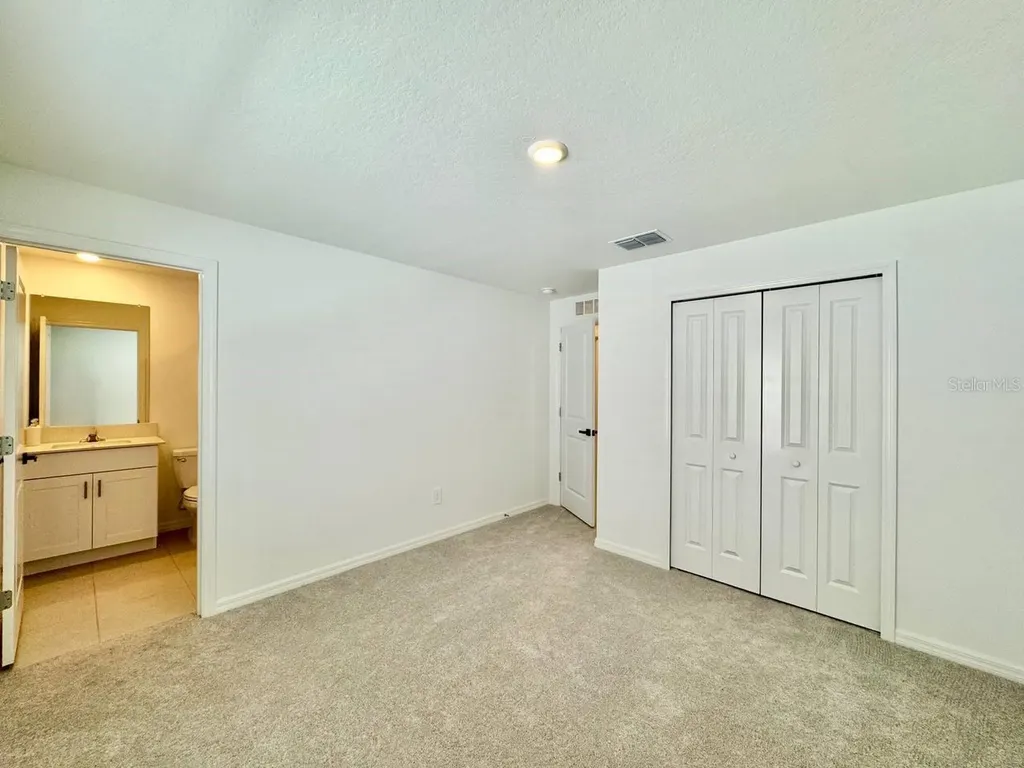 10275 Purple Leaf Court Riverview FL 33578