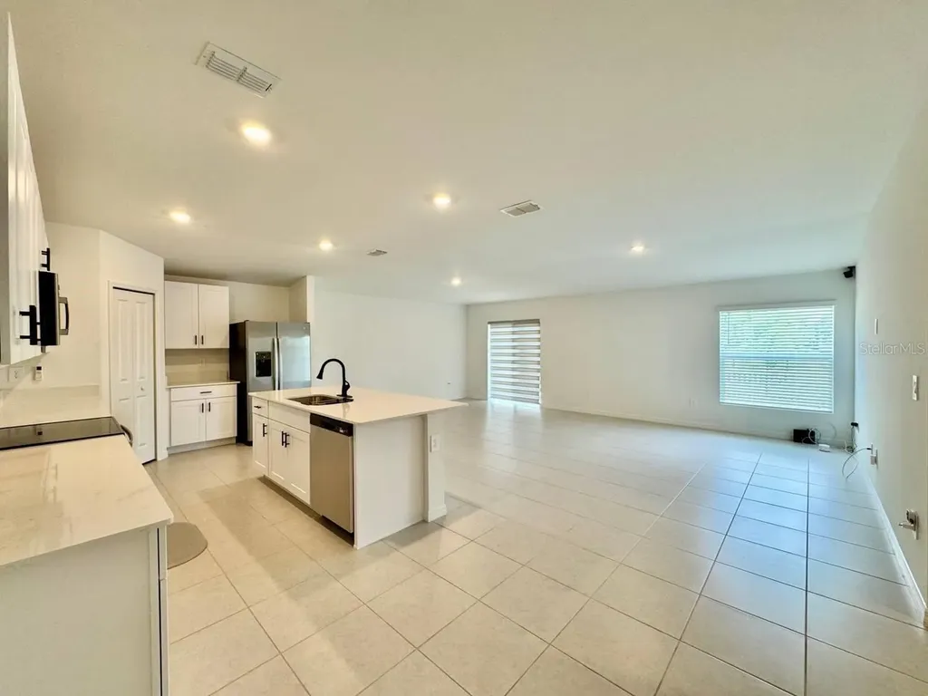10275 Purple Leaf Court Riverview FL 33578