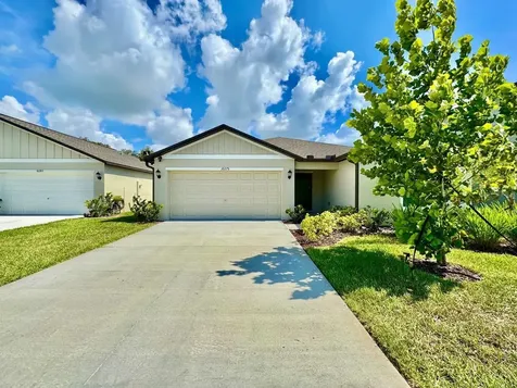 10275 Purple Leaf Court Riverview FL 33578