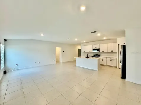 10275 Purple Leaf Court Riverview FL 33578