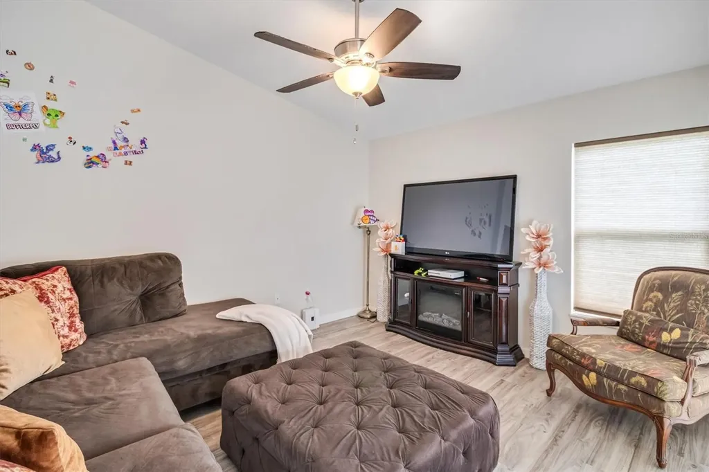 24 Pontiac Lane Palm Coast FL 32164