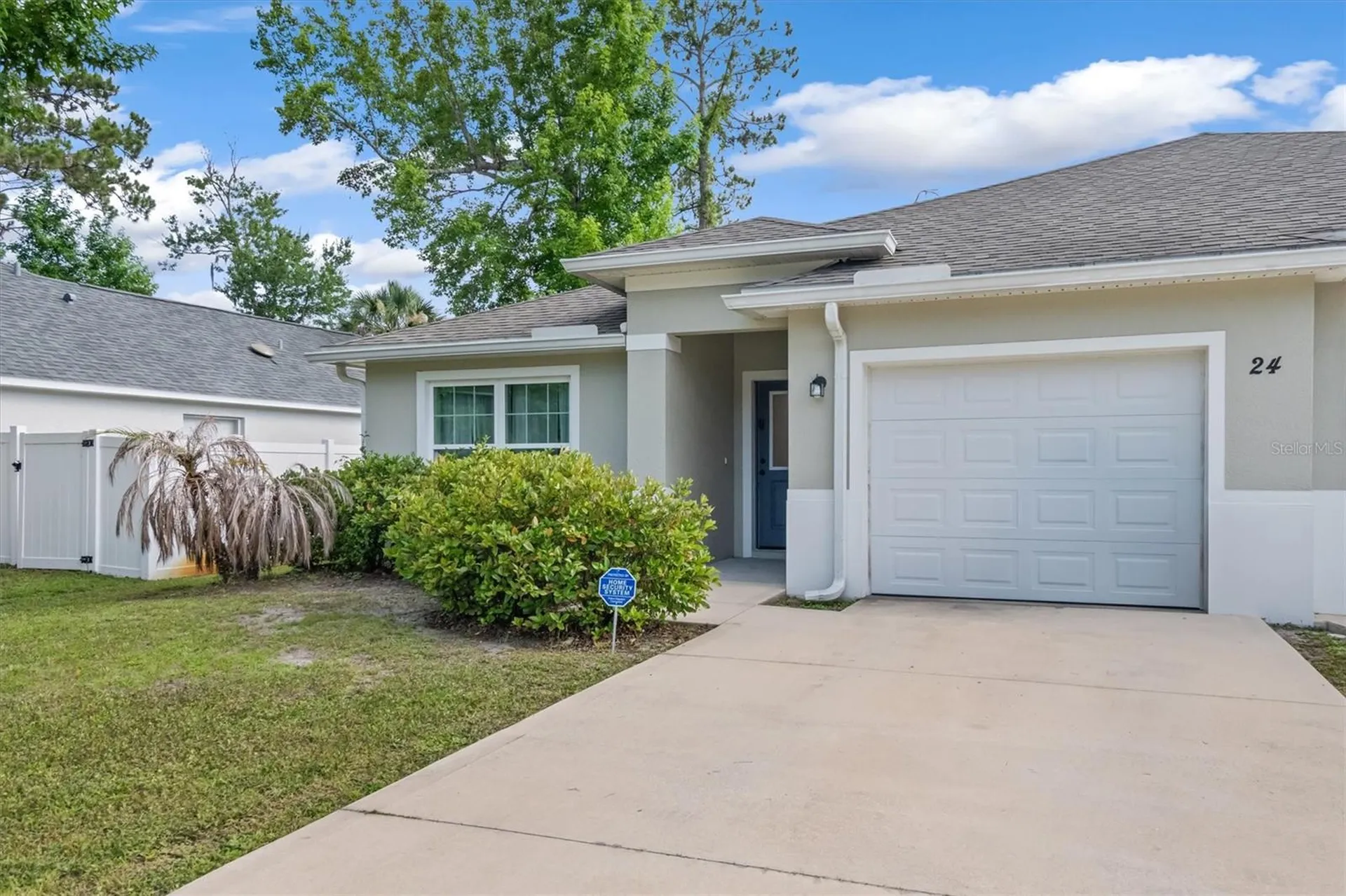 24 Pontiac Lane Palm Coast FL 32164